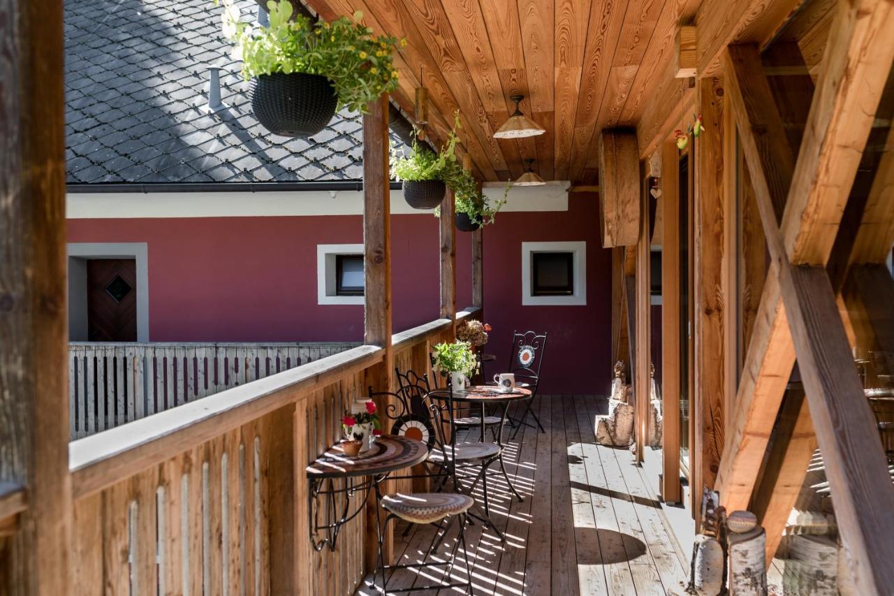 Homestead Farm Tesnak Gorenja Vas  외부 사진