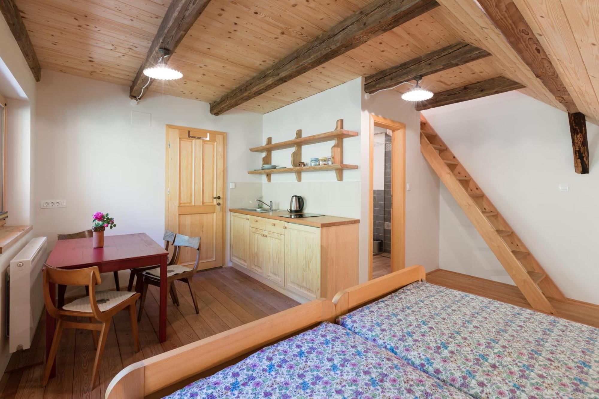 Homestead Farm Tesnak Gorenja Vas  객실 사진