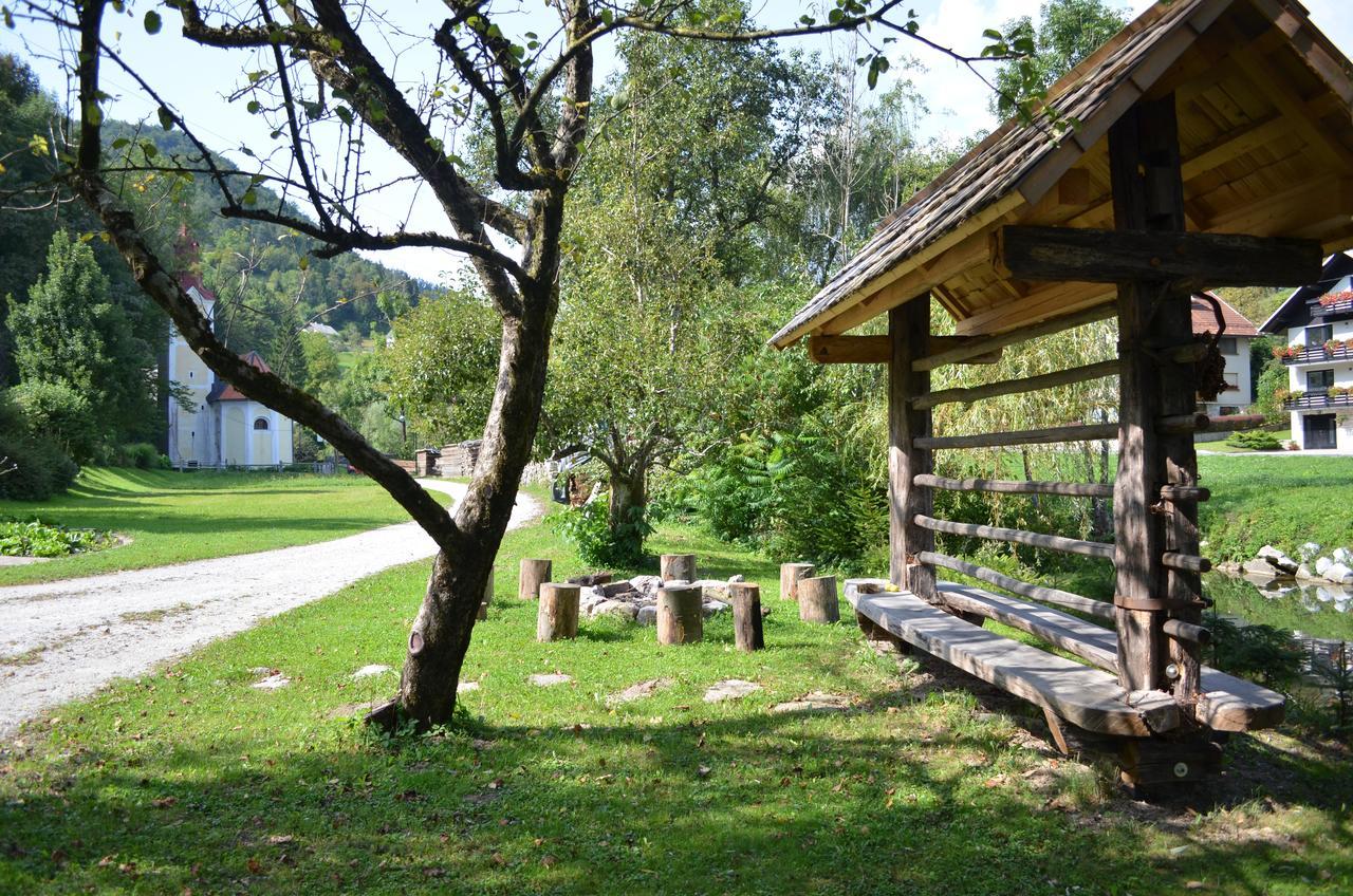 Homestead Farm Tesnak Gorenja Vas  외부 사진